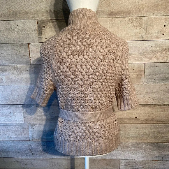 H&M women's beige sweater in size x-small - Picture 6 of 8